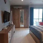 Comfy Studio Apartment Garden Riverview